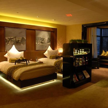 Pudi Boutique Hotel Fuxing Park Shanghai Room photo